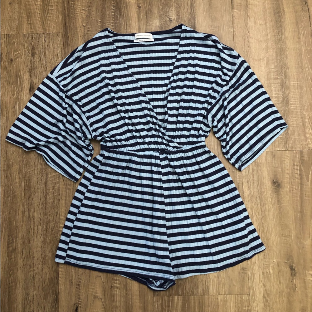 Urban Outfitters 3/4 Romper